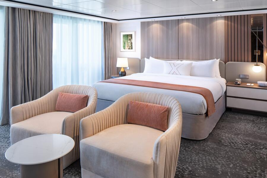 Celebrity Silhouette - Penthouse Suite 4.jpg